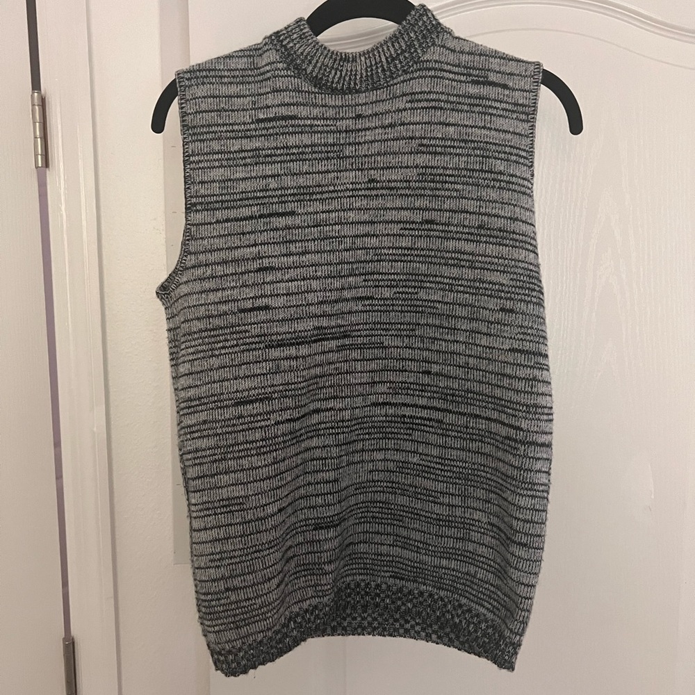 It’s a Joy Vintage Vest Sweater SZ M